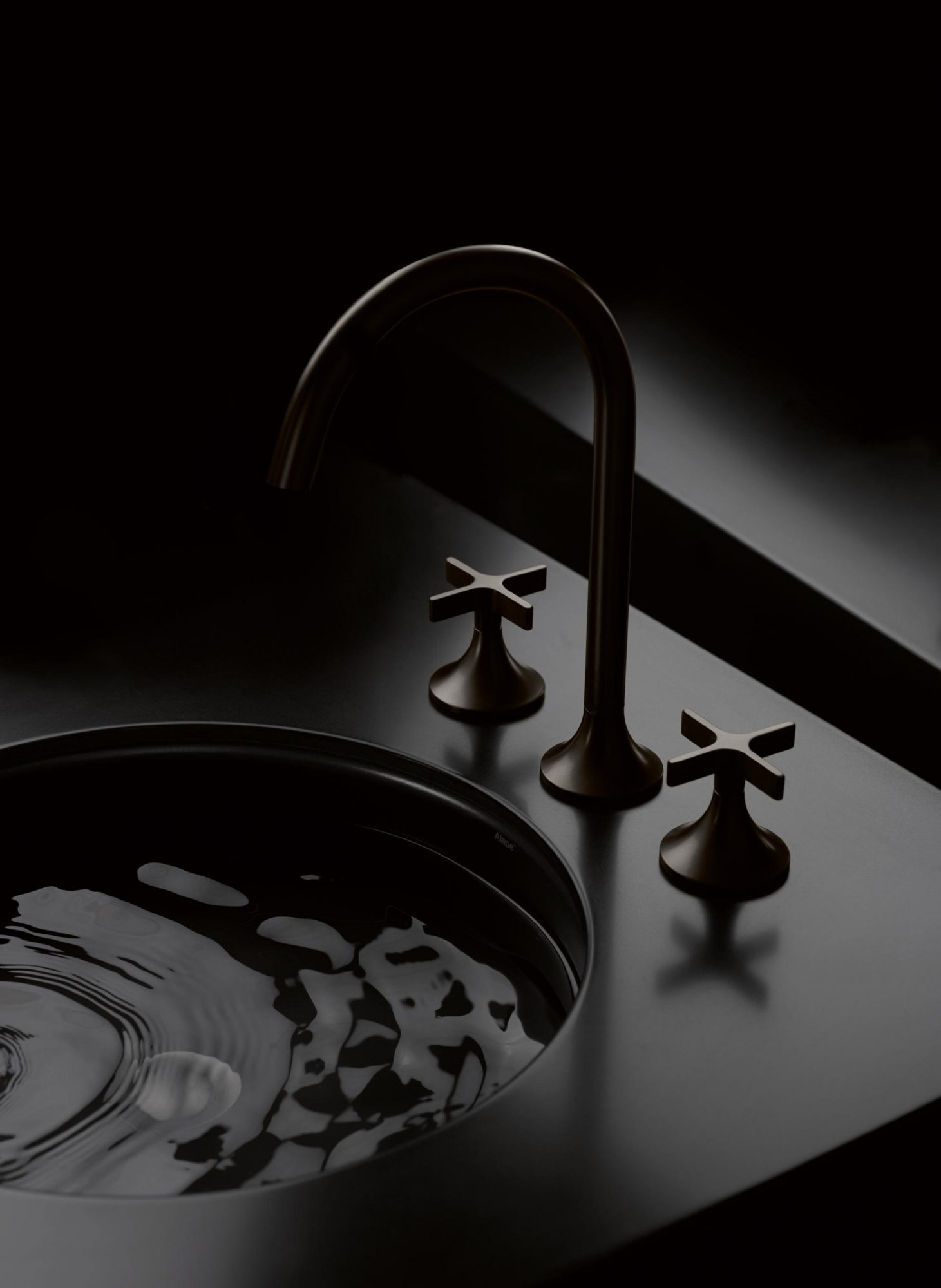West One Bathrooms Inspiration Dornbracht Vaia Platinum Dark3