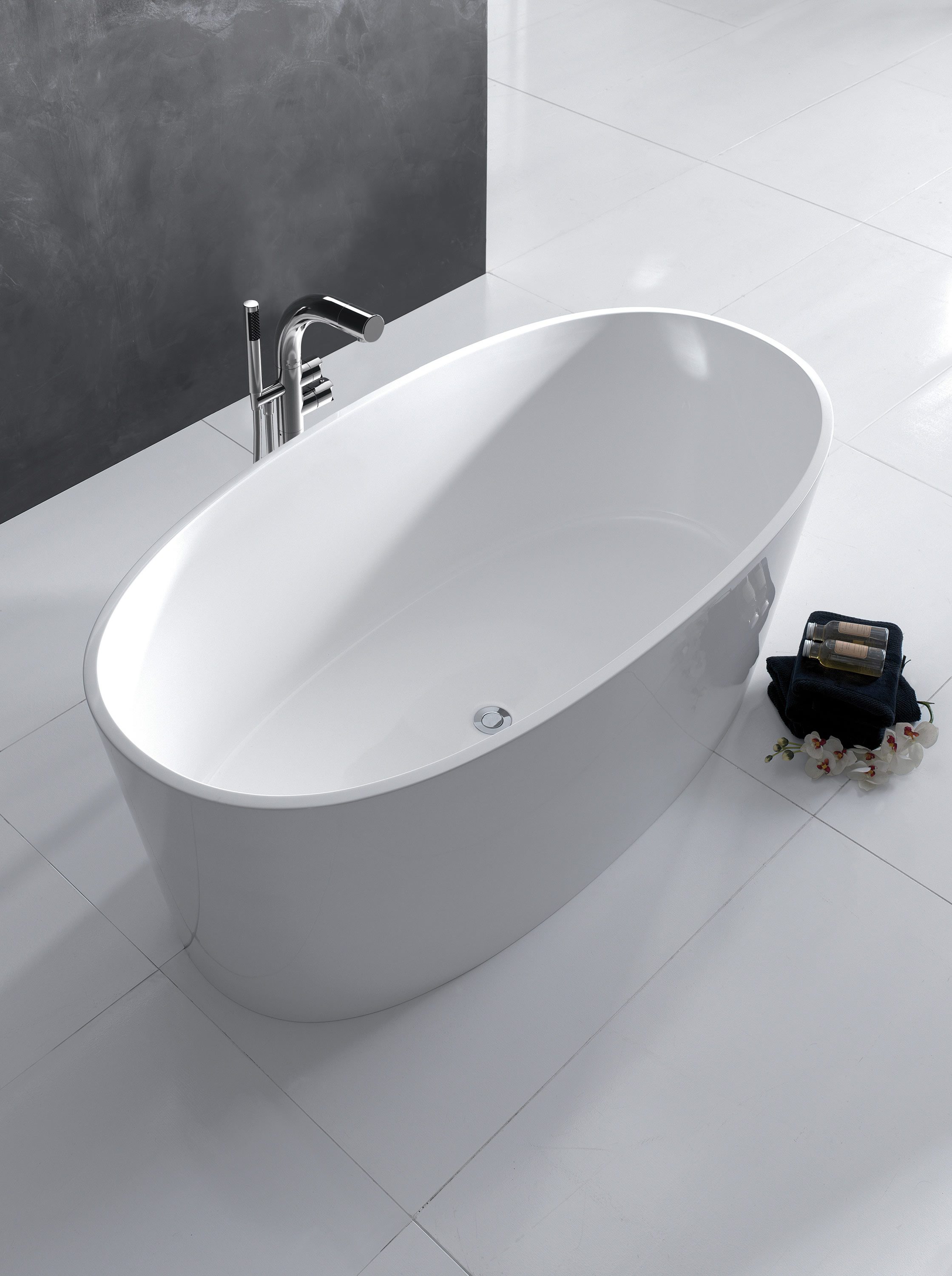 West One Bathrooms IOS Bath lifestyle overview