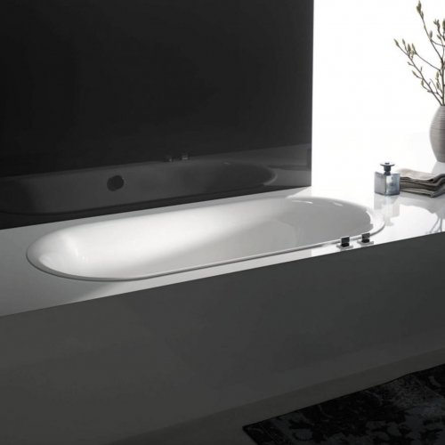 West One Bathrooms Bette Starlet Oval