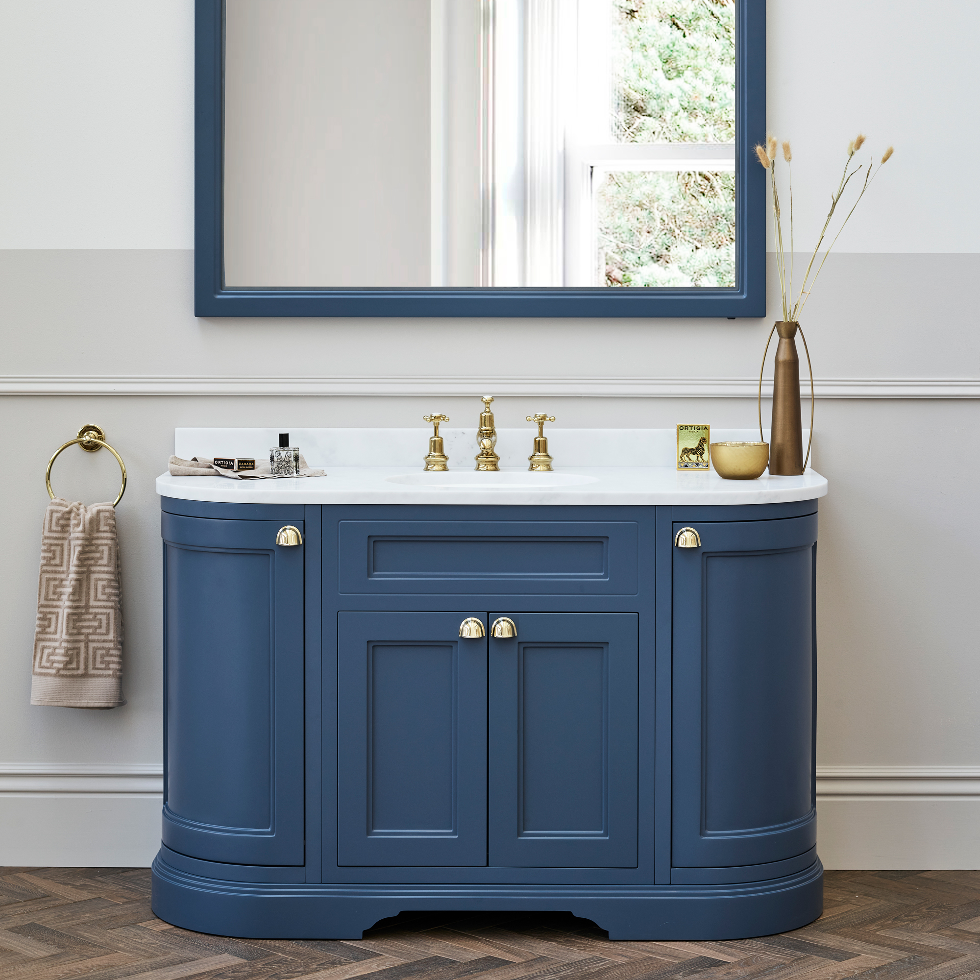 Curved Front Bathroom Vanities at Nicole Garza blog