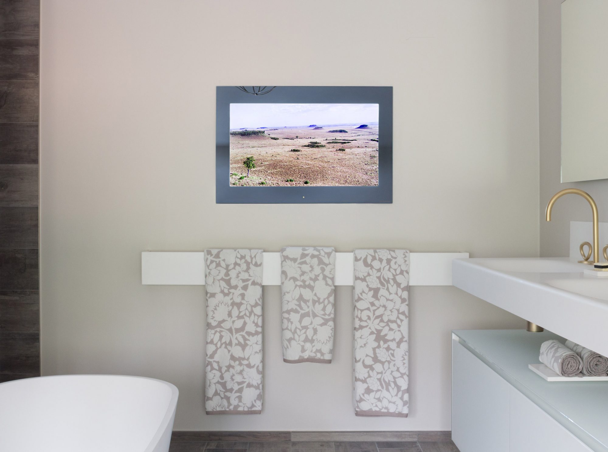 Aquavision Waterproof Bathroom Television Televisions