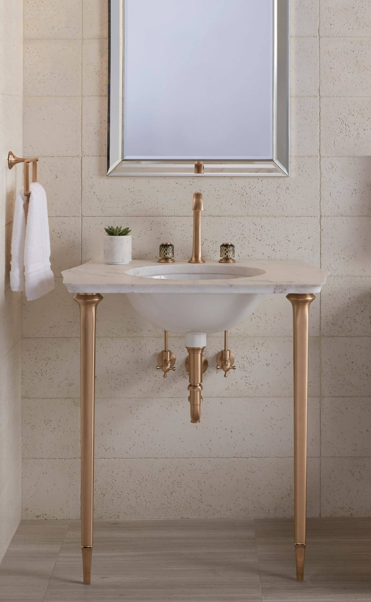 West One Bathrooms Script Console 2457 rgb
