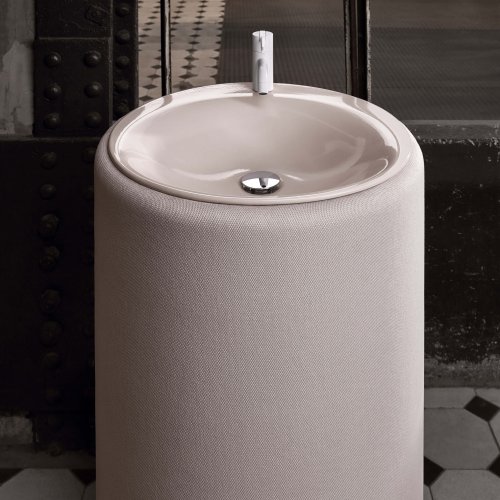West One Bathrooms BetteLux Oval Couture Ivory 03