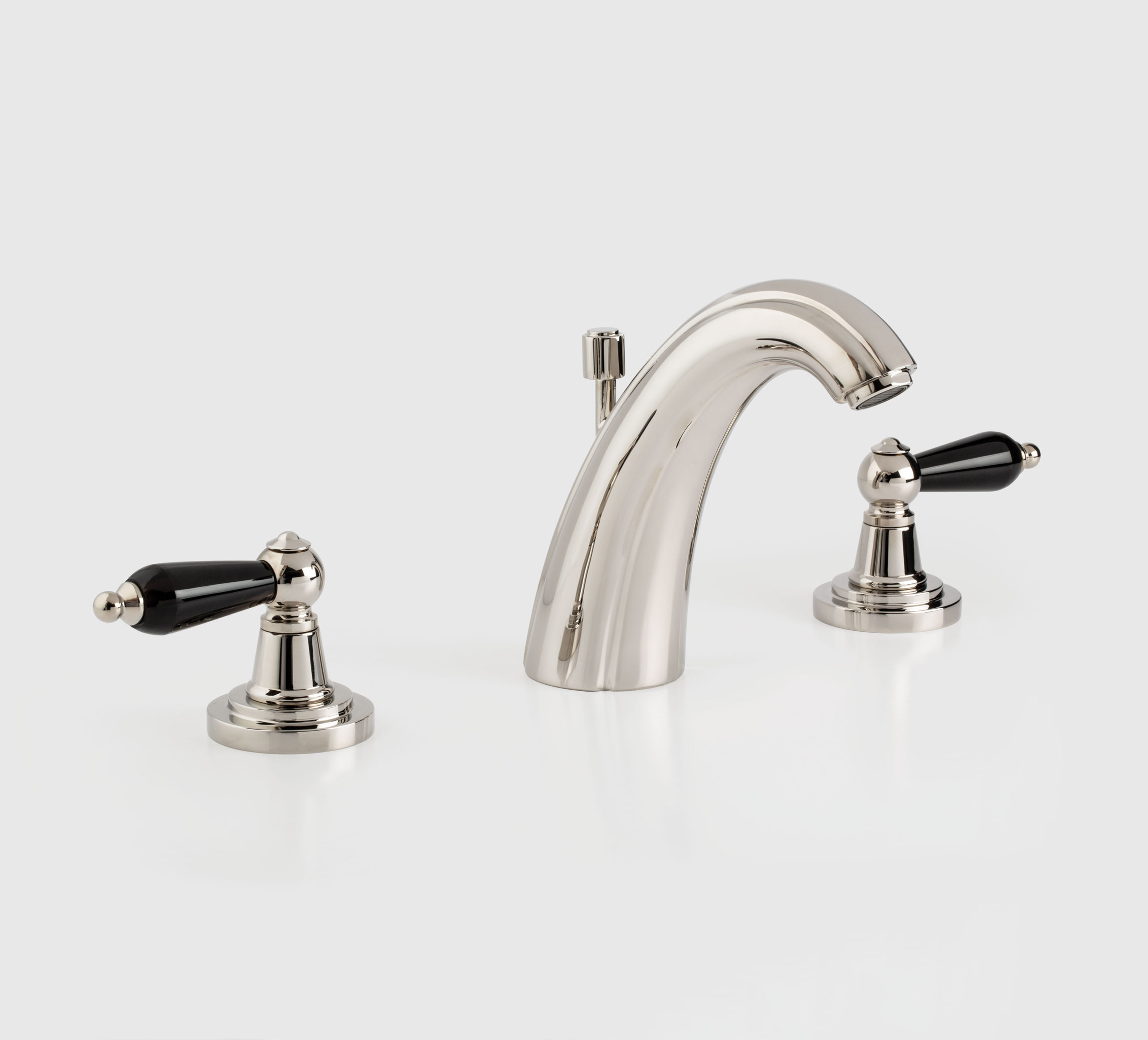 Aliza Manettes via West One Bathrooms