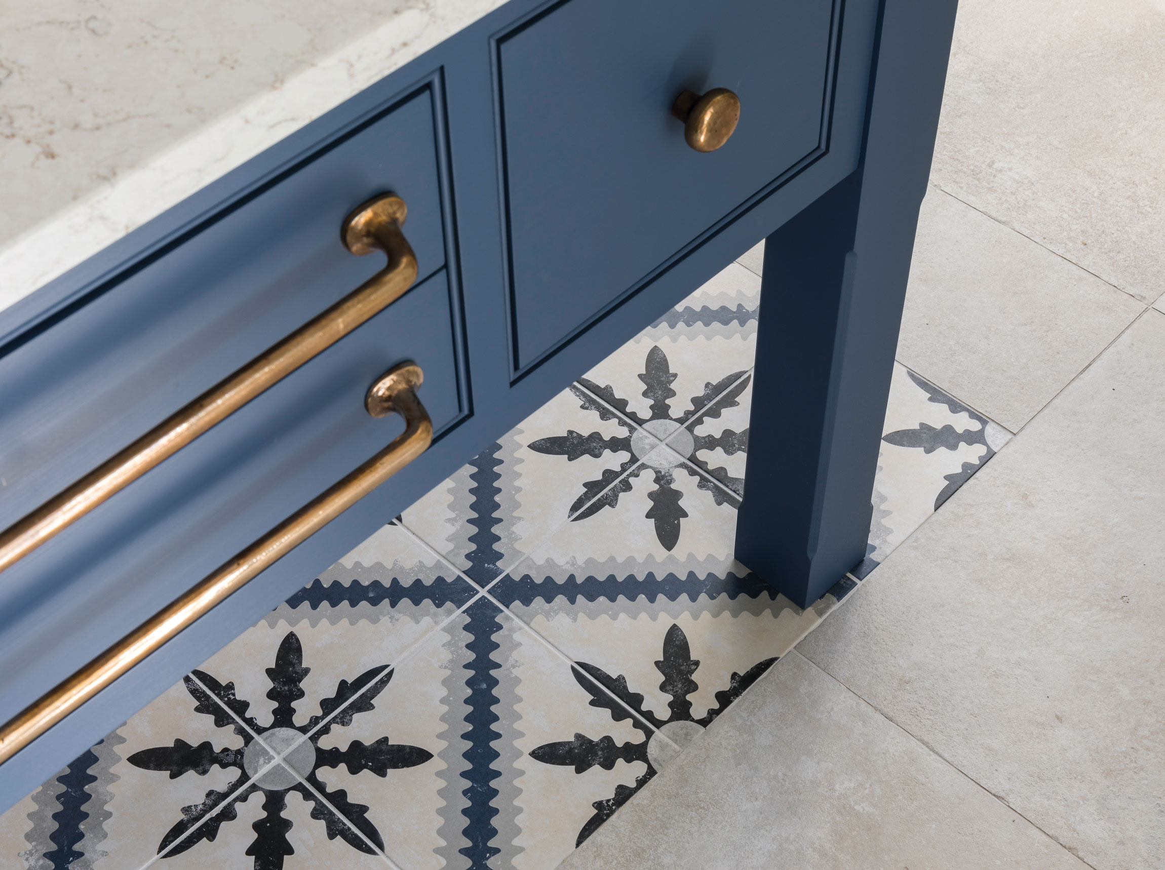 Moroccan Impressions Porcelain Monastery