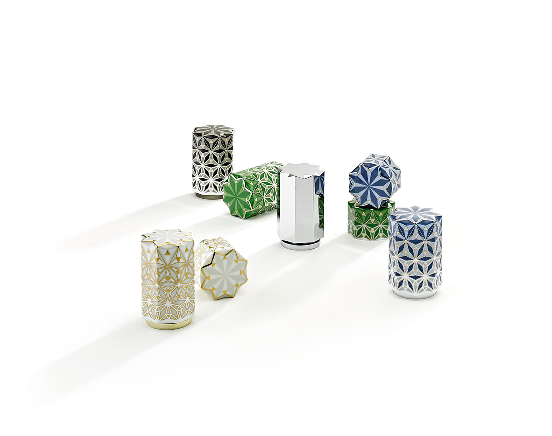 Nihal porcelaine hero