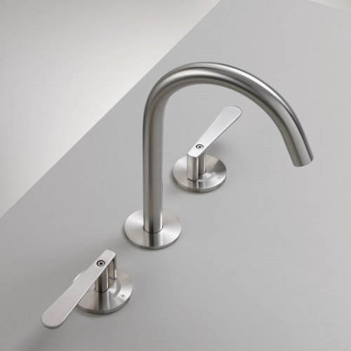 Lutezia High res brushed stainless