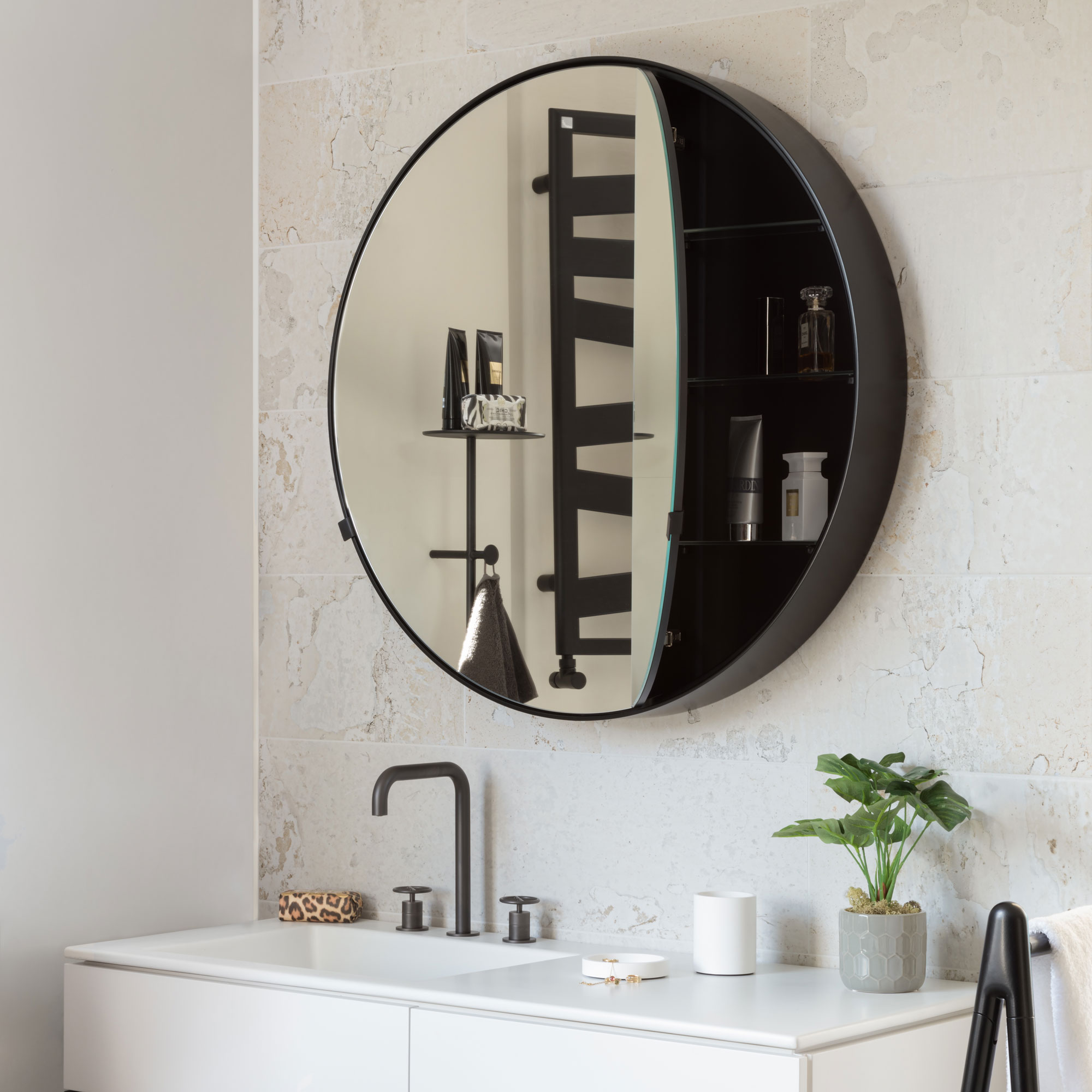 I Catini Round Box Mirrors And Cabinets, Round Bathroom Mirror With Storage