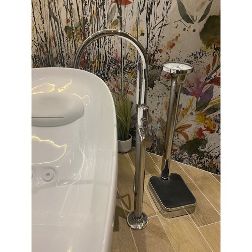 West One Bathrooms Flotation Bath With Vaia Floor Standing Bath Shower Mixer v3