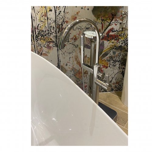 West One Bathrooms Flotation Bath With Vaia Floor Standing Bath Shower Mixer v4