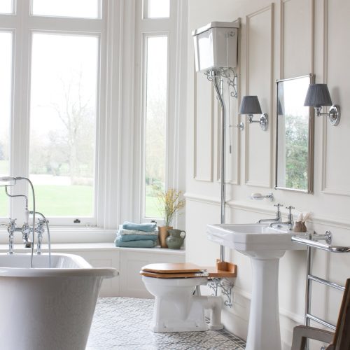 Burlington Classic High Level WC