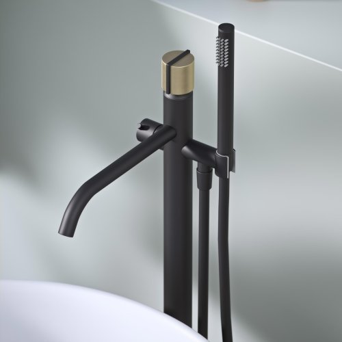 WOB – 00125RL M306 Floor Standing Bath Mixer in Soft Black