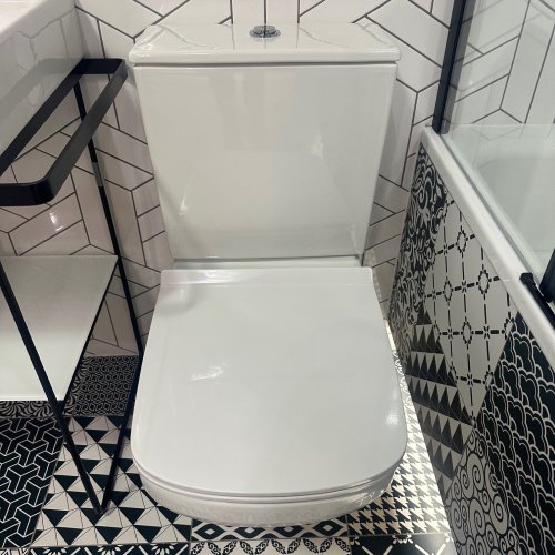 West One Bathrooms Duravit Durastyle close coupled toilet with Seat 04