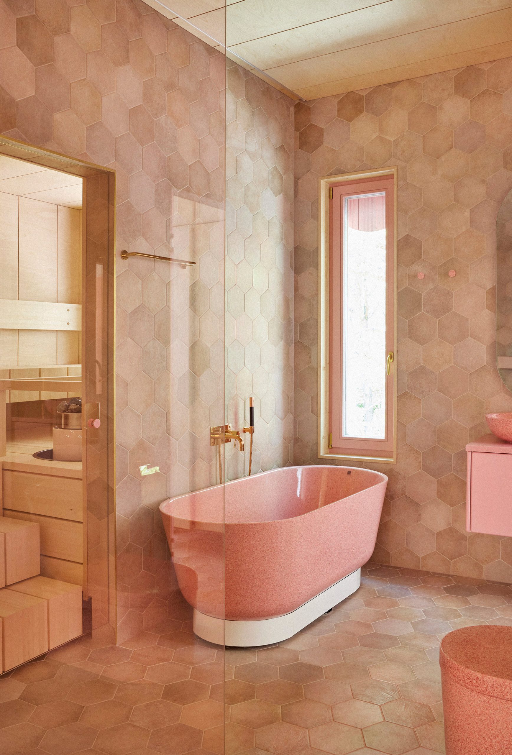 West One Bathrooms – Minna Parikka 13360 Katri Kapanen
