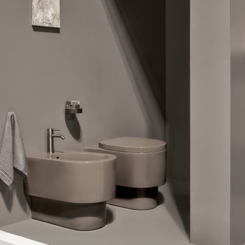 West One Bathrooms  Otis6 logo