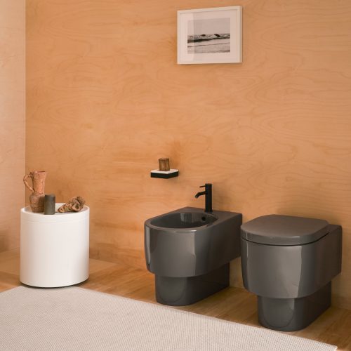 West One Bathrooms  Otis8 logo