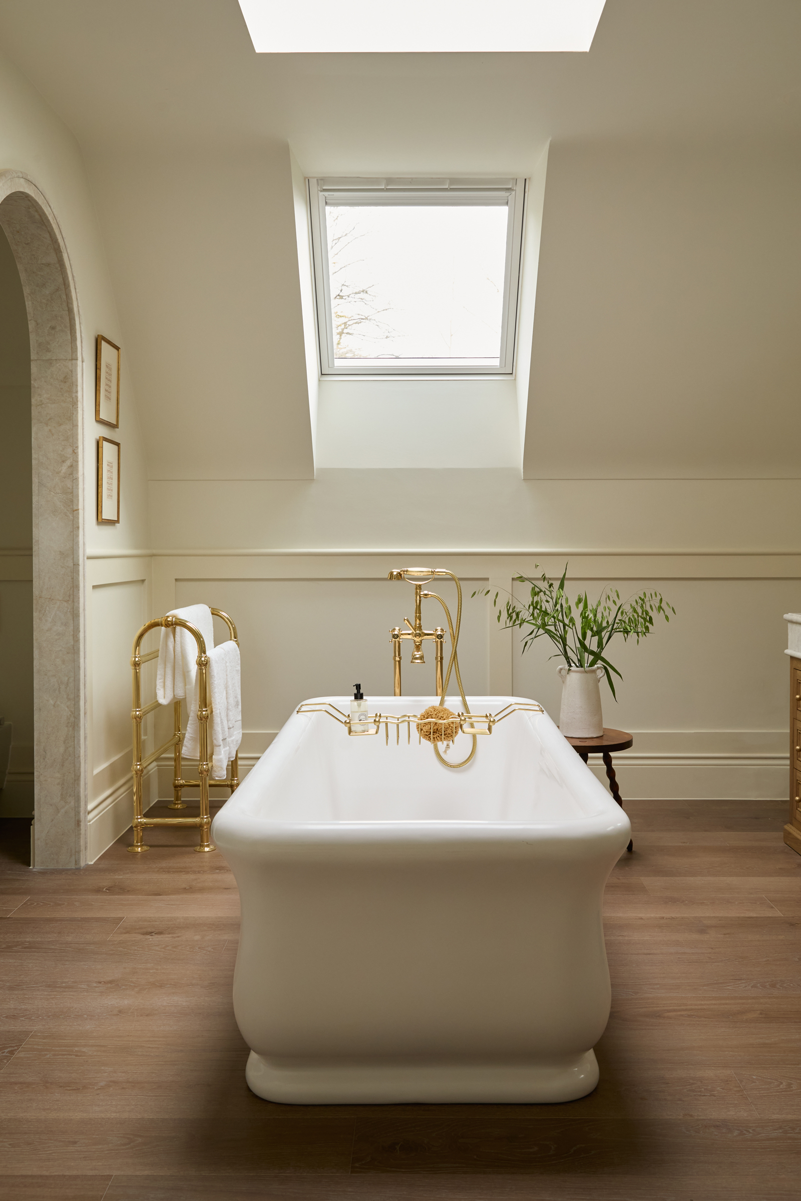 West One Bathrooms – NomadPenthouse 0218