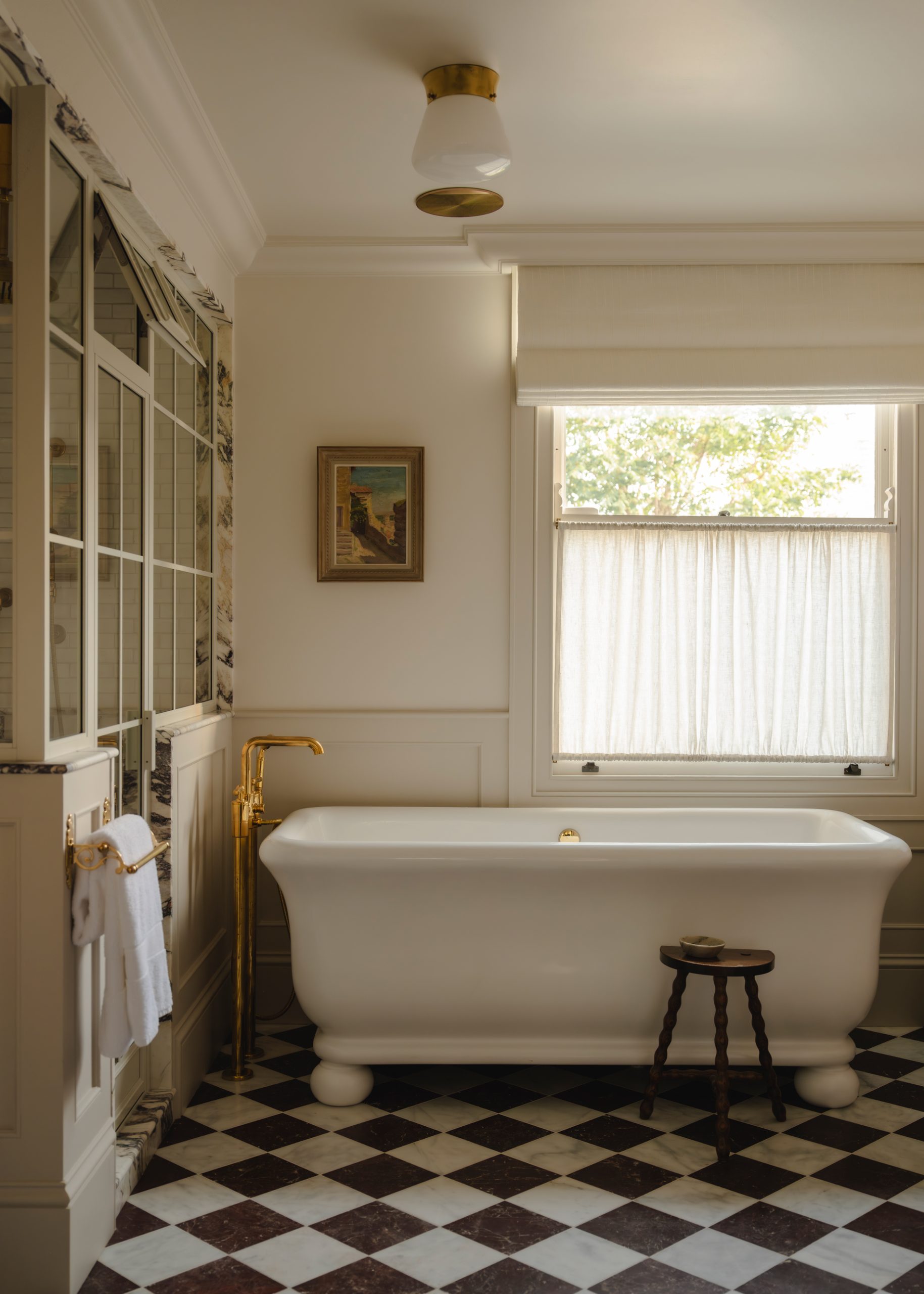 WOB – NEWLYWEDS x H9 HR