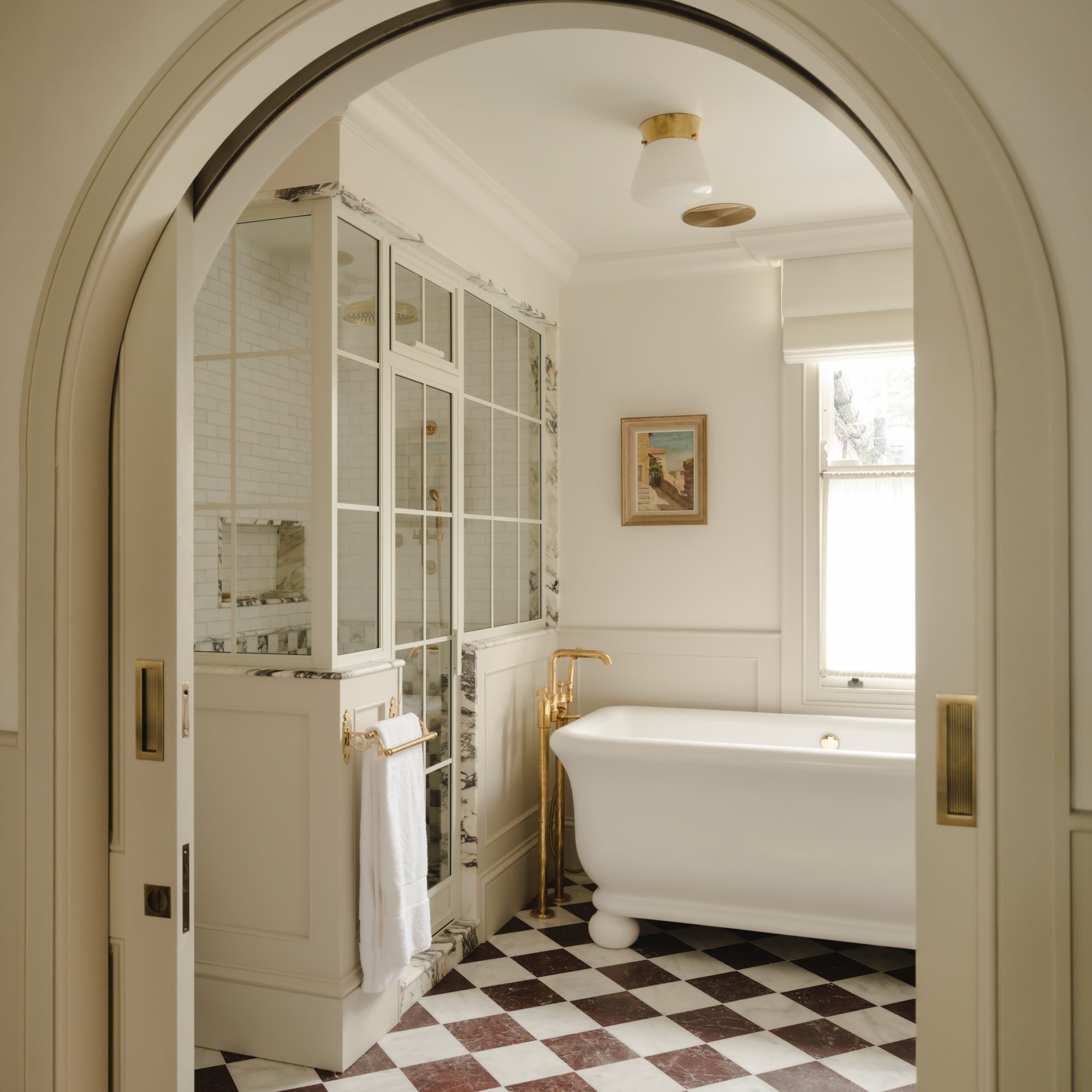 WOB – NEWLYWEDS x H9 HR 122