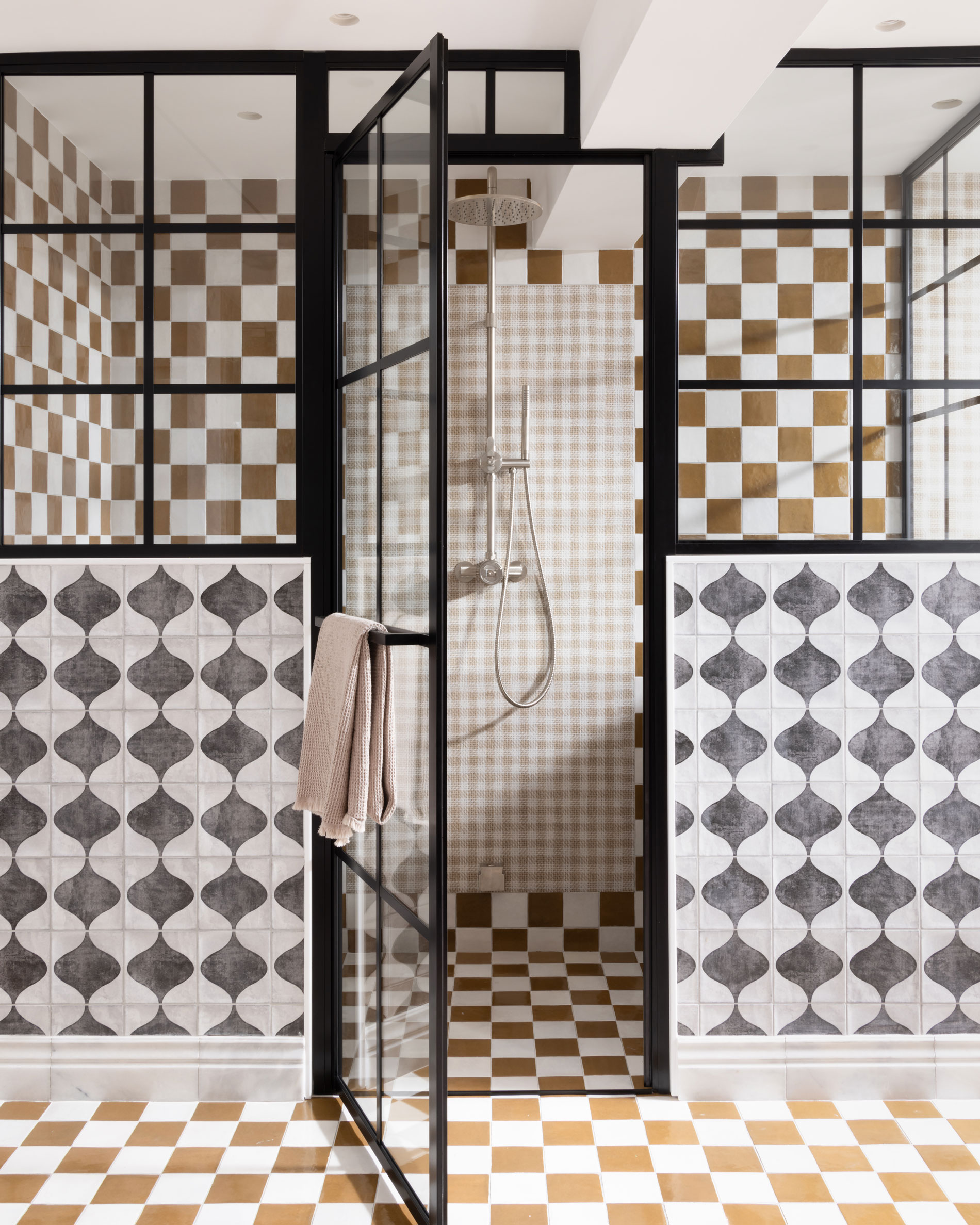 WOB – Barlow & Barlow for West One Bathrooms 1